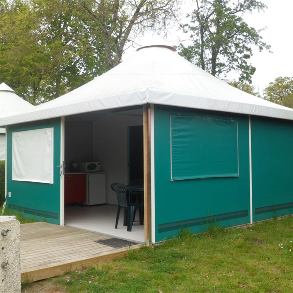 Bungalow 25m² 2 chambres 5 pers. camping*** le Pont Rouge proche Saint Gilles Croix de Vie en Vendée