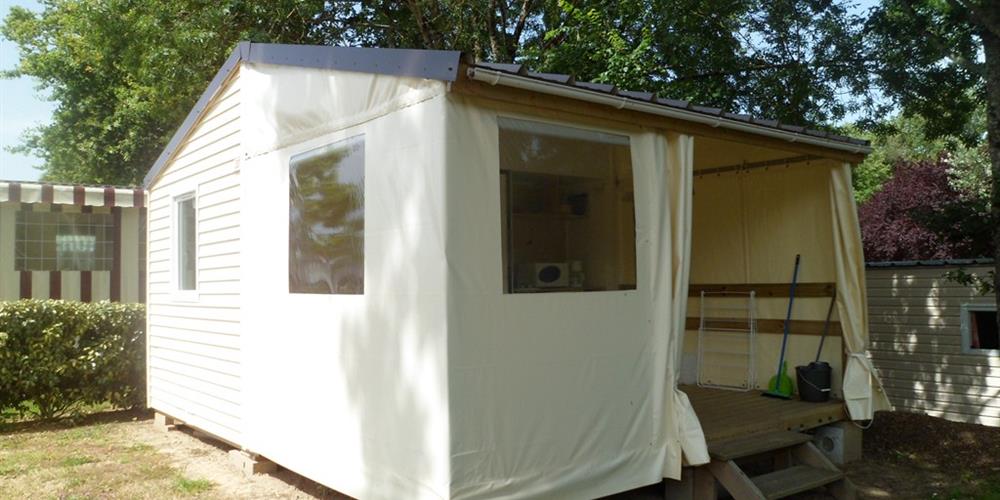 Mobil-home Tithome 21m² 2 chambres 5 pers.camping*** Le Pont Rouge proche Saint Gilles Croix de Vie en Vendée