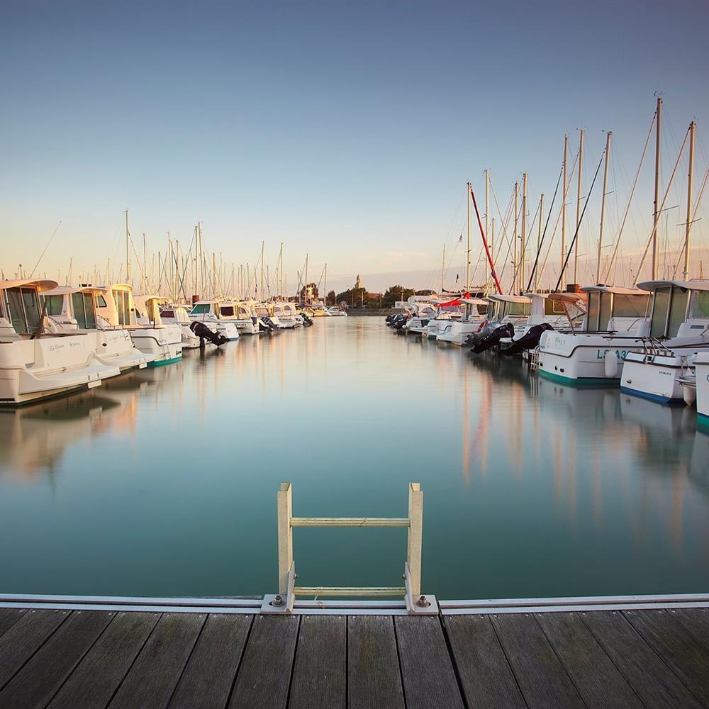 Saint Gilles Croix de Vie près du Camping Le Pont Rouge, camping 3 étoiles avec piscine chauffée à Saint Révérend en Vendée
