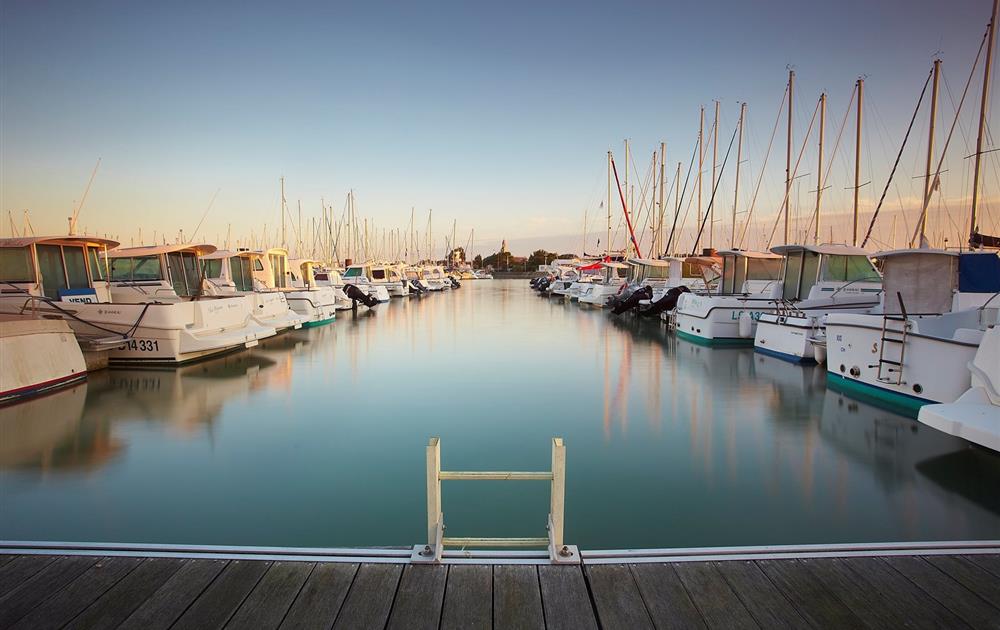 Saint Gilles Croix de Vie près du Camping Le Pont Rouge, camping 3 étoiles avec piscine chauffée à Saint Révérend en Vendée