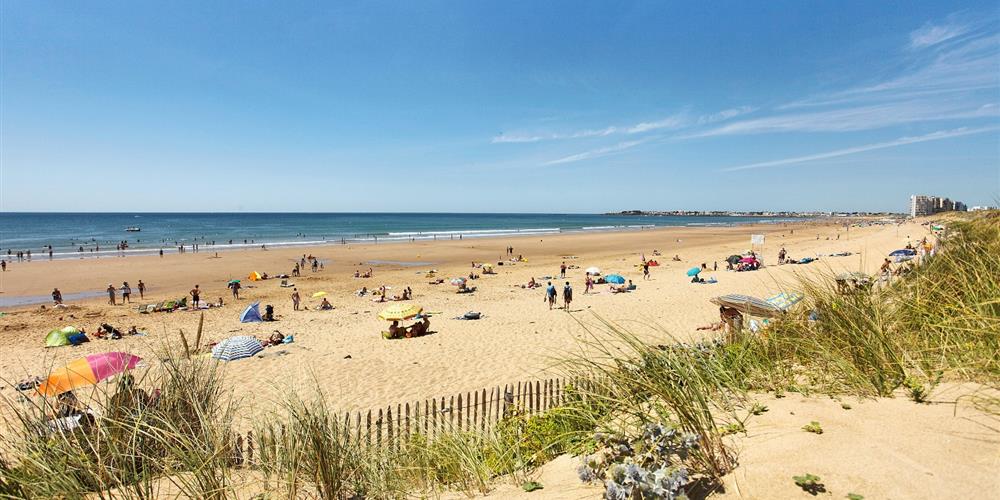 Saint Gilles Croix de Vie près du Camping Le Pont Rouge, camping 3 étoiles avec piscine chauffée à Saint Révérend en Vendée
