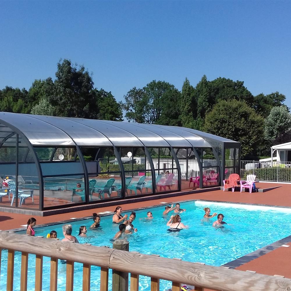 camping avec piscine couverte et chauffée saint gilles croix de vie