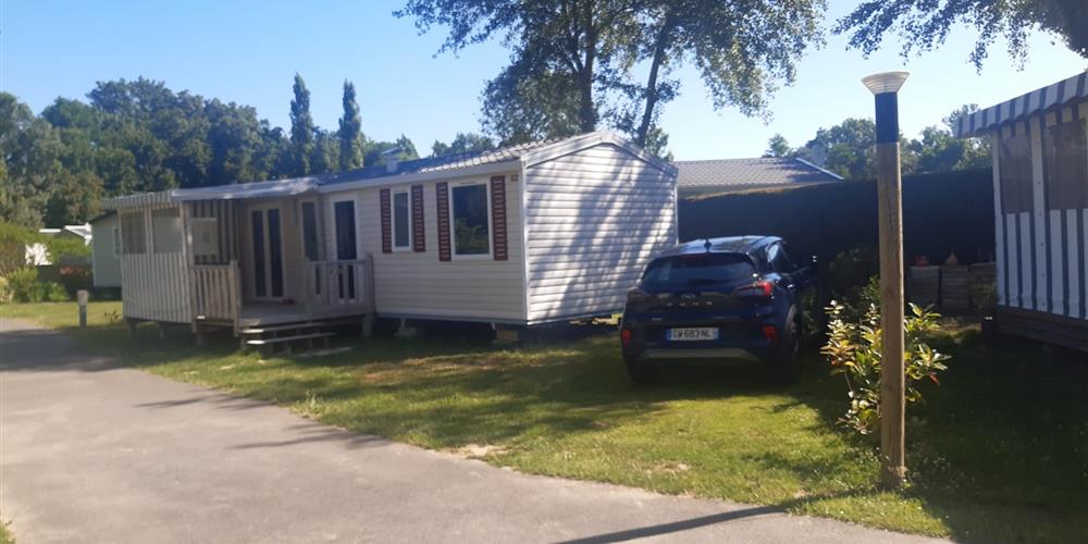 Mobil-home 35m² 2 chambres 4 pers. camping Le Pont Rouge proche Saint Gilles Croix de Vie en Vendée