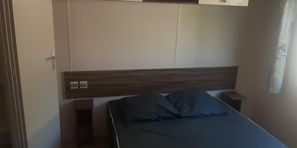 Mobil-home 35m² 2 chambres 4 pers. camping Le Pont Rouge proche Saint Gilles Croix de Vie en Vendée