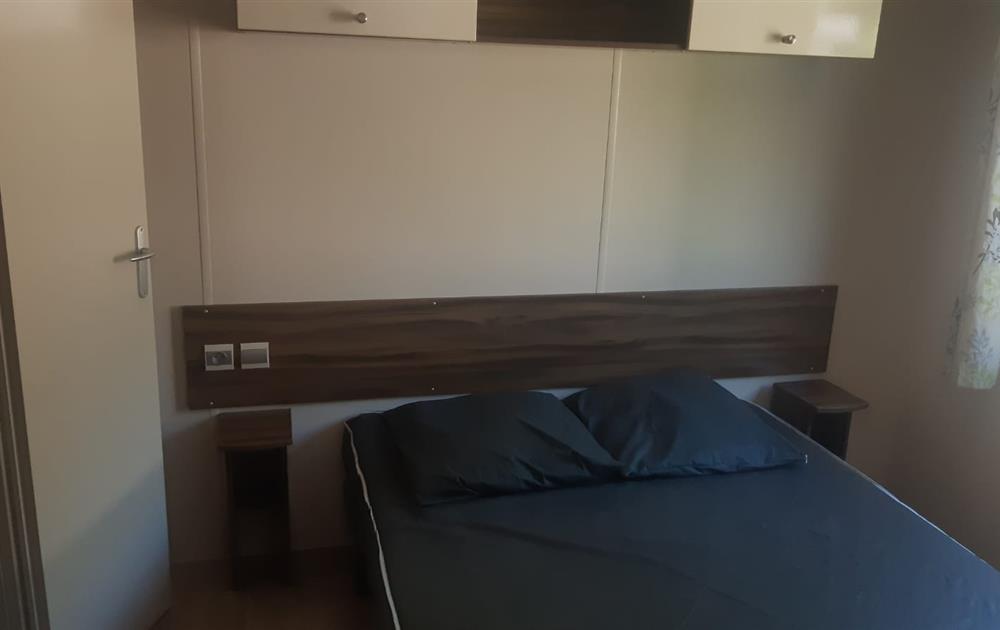 Mobil-home 35m² 2 chambres 4 pers. camping Le Pont Rouge proche Saint Gilles Croix de Vie en Vendée